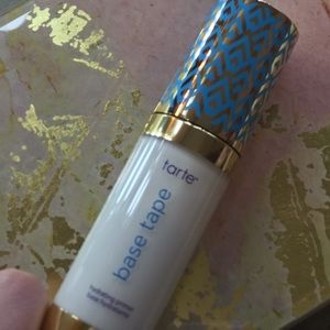 Tarte- double duty beauty hydrating primer